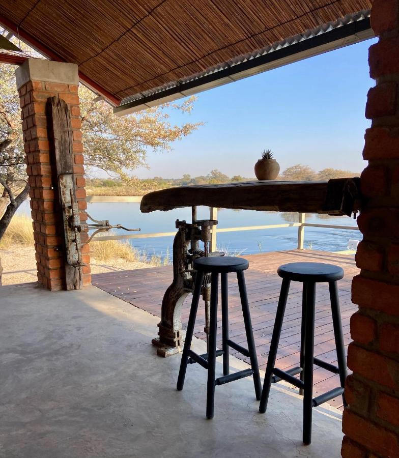 Kuvira River Camp Divundu Екстериор снимка